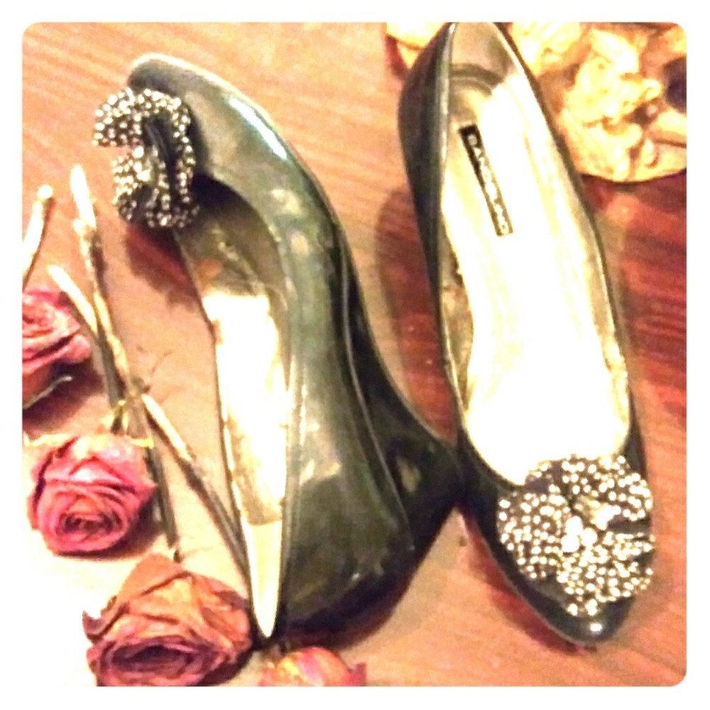 Black dress heels